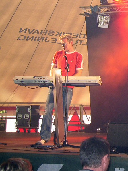 2004-05-02-Denmark-Roskilde-Kraemmermarked/Michael/Jascha/Jascha11