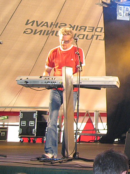 2004-05-02-Denmark-Roskilde-Kraemmermarked/Michael/Jascha/Jascha8