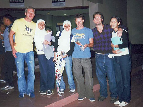 2005-02-01-Indonesia-Bandung-SasanaBudayaGanesa/Ratih/Misc14