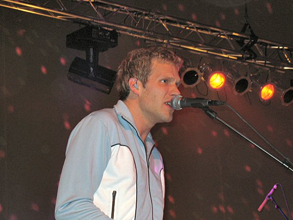 2005-12-10-Denmark-Copenhagen-ClubDanmarkHallen/Michael/Jascha/Jascha3