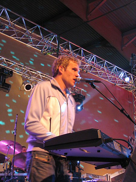 2005-12-10-Denmark-Copenhagen-ClubDanmarkHallen/Michael/Jascha/Jascha9